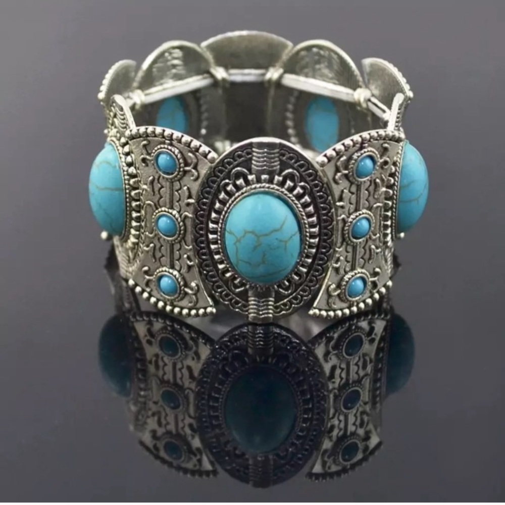 Vintage style bracelet